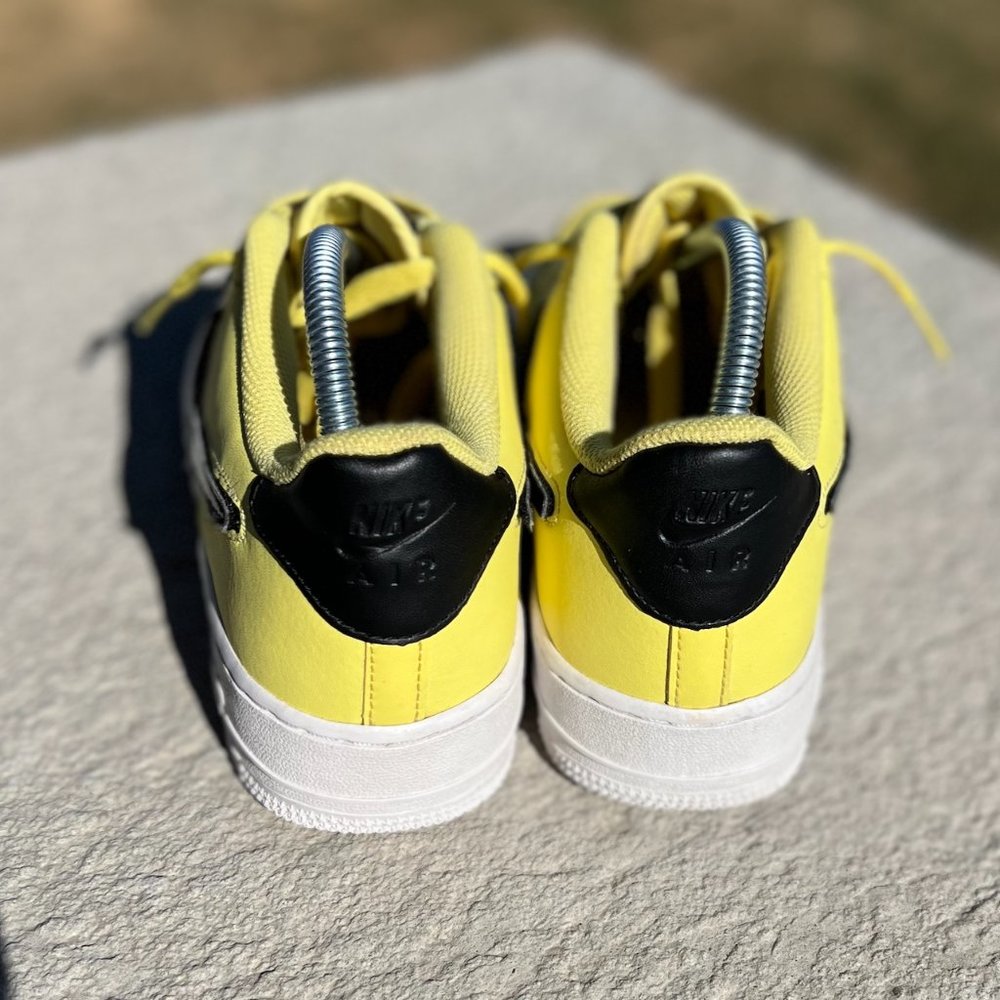 Nike Air Force 1 Low LV8 - Yellow Pulse (GS) - Womens 8.5 - Picture 2 of 7